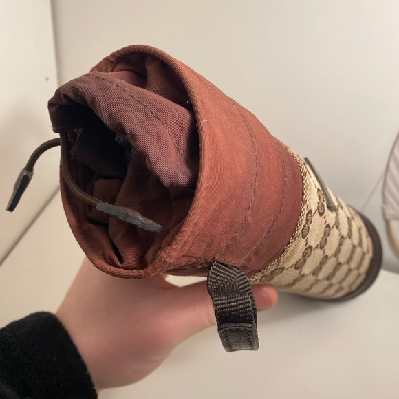 SOLD Gucci Water Bottle Holder - Picture 6 of 11